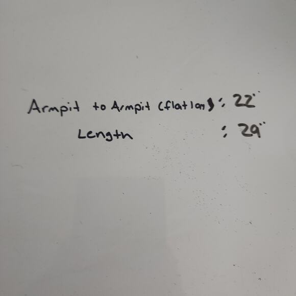 Lululemon Find Your Centre Wrap in Berry Size 8 - Picture 12 of 12